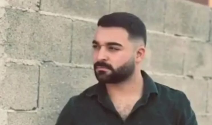 Evinin Önünde Öldürüldü